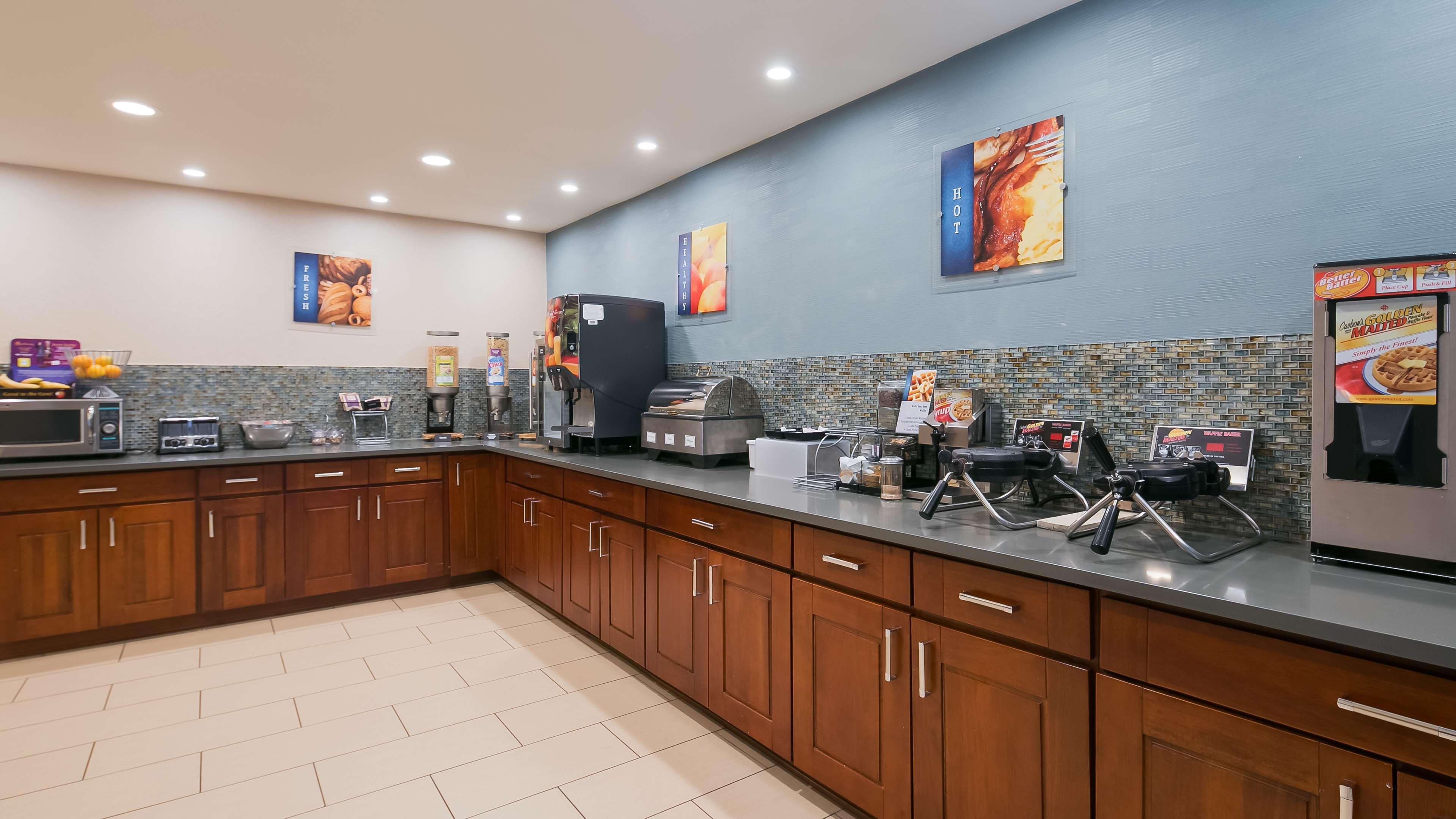 Best Western Long Beach Inn Zewnętrze zdjęcie